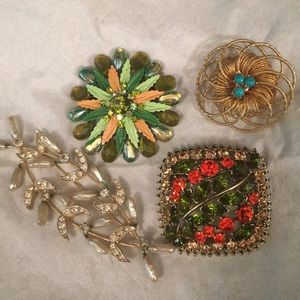 Vintage 4 Piece Brooch Bundle